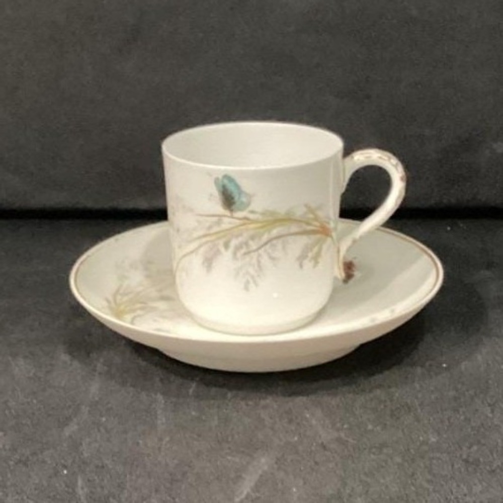 Haviland Limoges Meadow Visitors Teacup & Saucer, Two Piece Set Butterfly Design - Picture 3 of 17